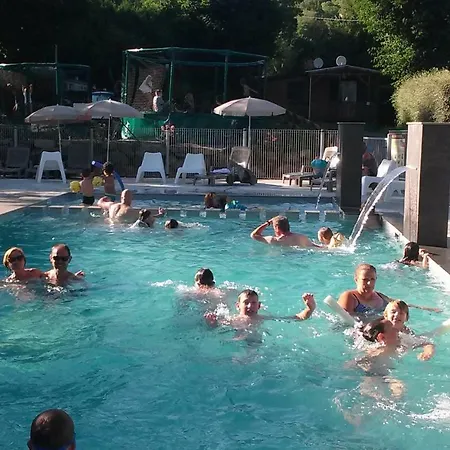 Camping Bois De Graviere 4* Besse-et-Saint-Anastaise